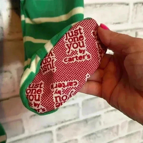 Christmas footed Pajamas size 12 months‎ carters just one year 2 pack NWT soft - Picture 5 of 6